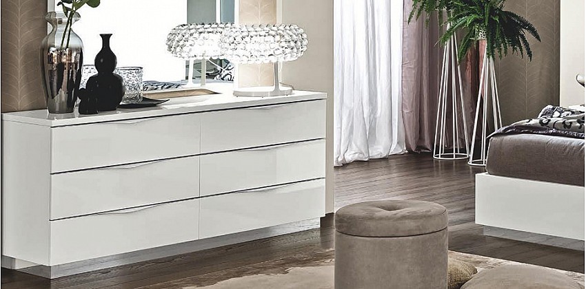 White gloss double discount chest of drawers